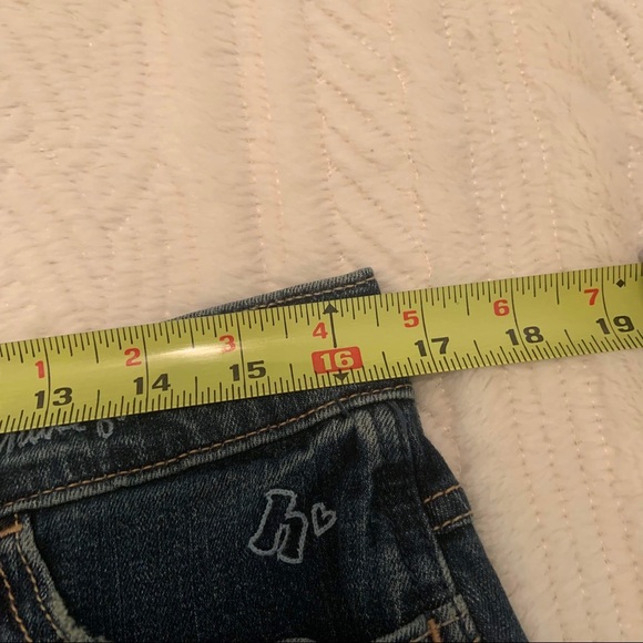 Hollister Shorts - Picture 7 of 9